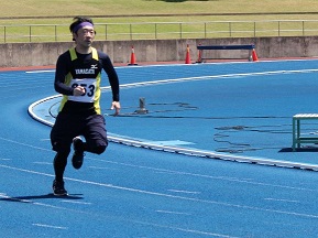 陸上競技（２００ｍ走）