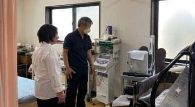 進路校外学習で訪問した治療院（中山町）