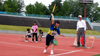 写真３（陸上競技１）ジャベリック大会新記録（１位）